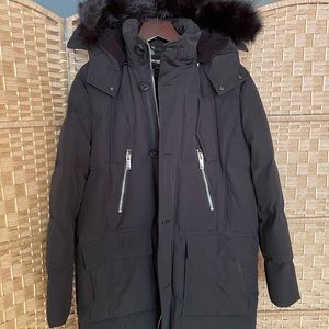 Karl lagerfeld París down coat in black xl.